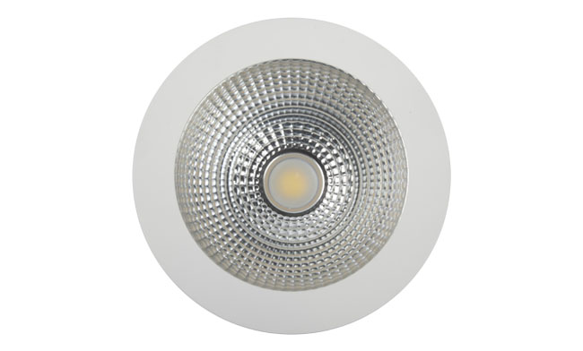 華輝照明專業(yè)生產(chǎn)LED筒燈，COB筒燈，全國行業(yè)領(lǐng)先，服務(wù)過全國各類工程達(dá)2000家。