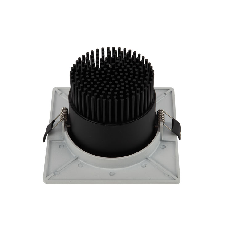 方向形嵌燈底部 方向形嵌燈底部