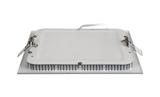 華輝照明成立于1987年，是一家專業生產面板燈,led面板燈,面板燈廠家,直發光面板燈，側發光面板燈的大型企業。