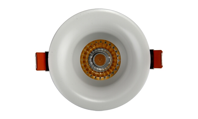 華輝照明專業生產LED筒燈，COB筒燈，全國行業領先，服務過全國各類工程達2000家。