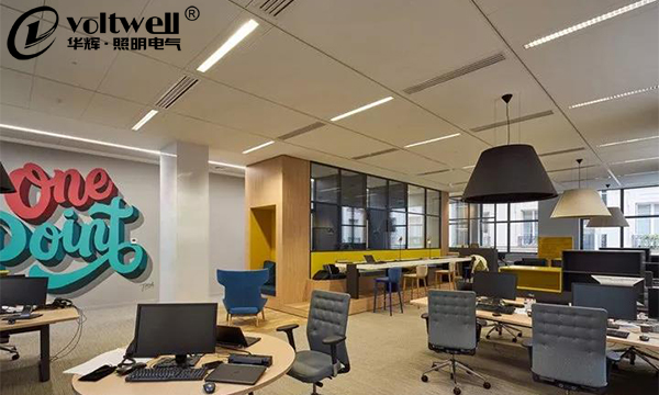 華輝智控線條燈