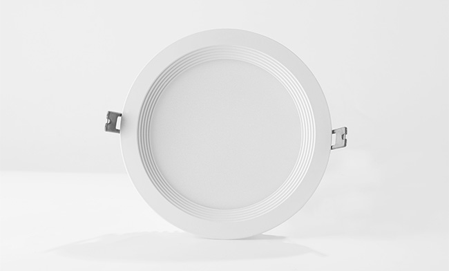 華輝照明成立于1987年，是一家專業生產LED辦公吊線燈,led面板燈,面板燈廠家,直發光面板燈，側發光面板燈的大型企業。