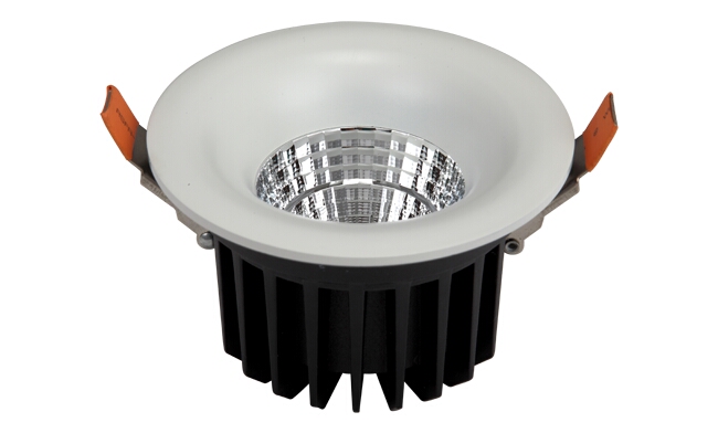LED15W COB深孔喇叭口筒燈開孔110mm黃光/白光/中性光 LED15W COB深孔喇叭口筒燈開孔110mm黃光/白光/中性光
